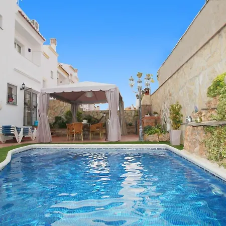 Maite With Pool And Hot Tub Spainsunrentals 1057 فيلة نيرخا